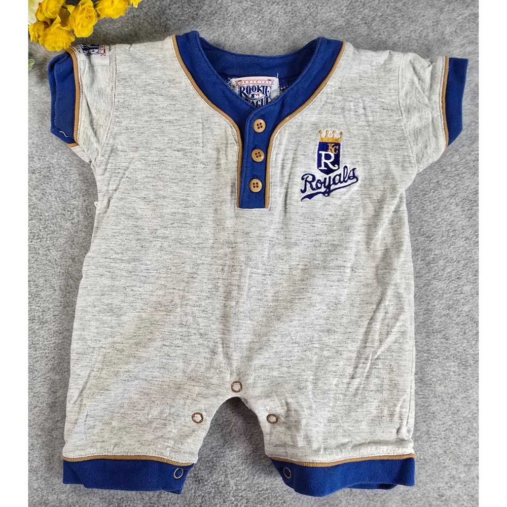 Vintage Rookie League Athlete Kansas City Royals Baby Romper Gray Blue Size 3-6M